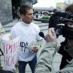 Андрей Скворцов &ndash; о перебоях и дженериках АРВТ, гомофобии и взаимоотношениях в дискордантной семье