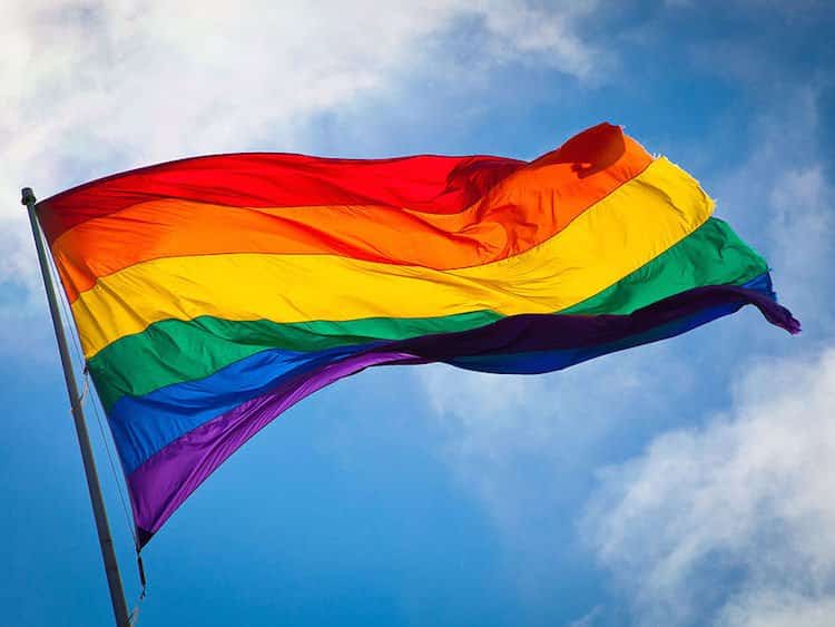 Колумбия признала однополые браки