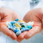 В России существенно завышаются цены госзакупок АРВ-препаратов
