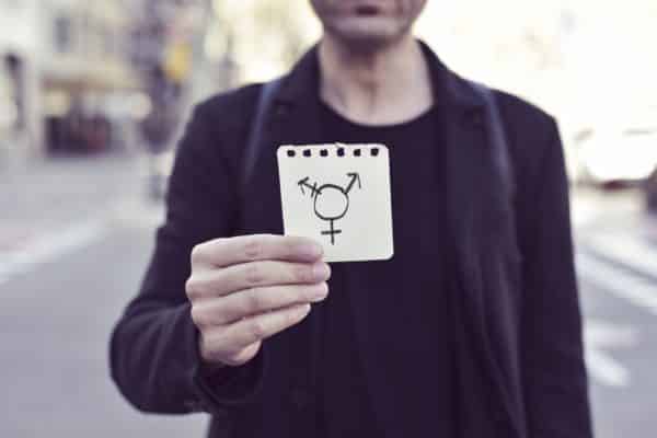 Трансгендерные люди и ВИЧ: история одного человека