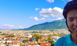 ЛГБТ-активист из Бишкека хочет покорить самые высокие горы мира