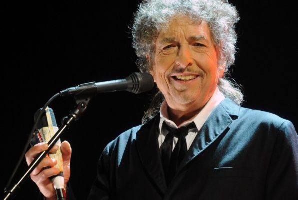 Боб Дилан записал песню для гей-свадеб