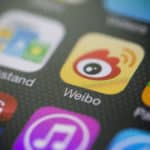 Крупнейшая китайская соцсеть разблокировала гей-контент после протестов