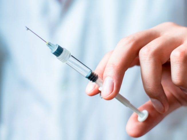 Какие прививки нужно делать человеку, живущему с ВИЧ?