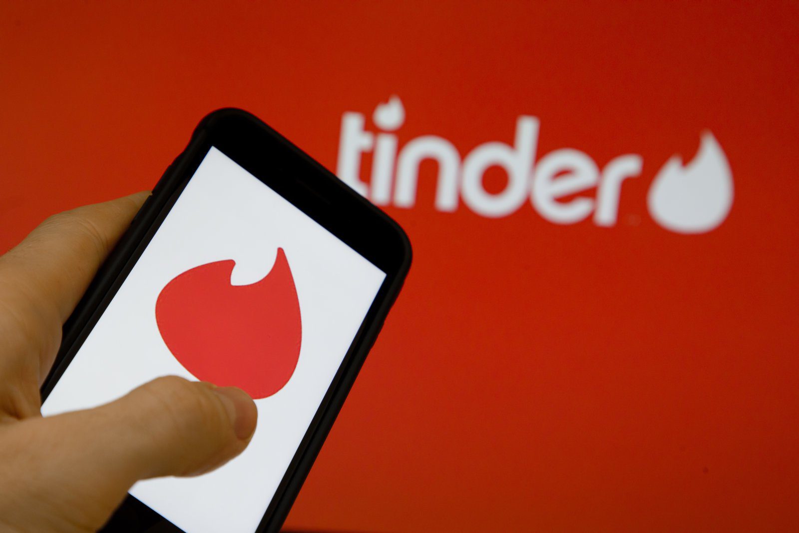 Tinder добавит выбор сексуальной ориентации из девяти вариантов