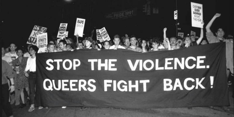 «Дадим отпор»: Краткая история жестокой битвы за права ЛГБТ