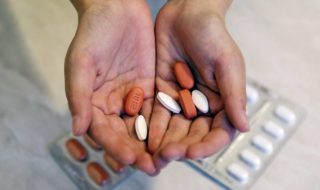 вич препараты в Румынии перерывы в ВИЧ-терапии