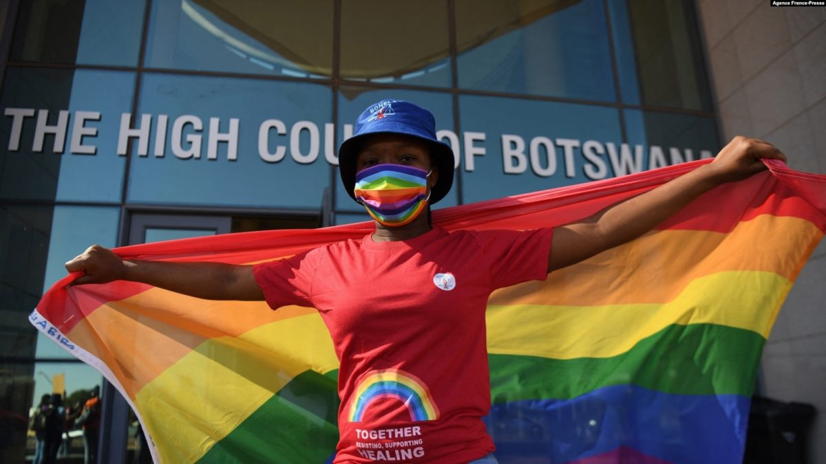 В Ботсване попытка криминализировать однополые отношения провалилась -  Парни ПЛЮС