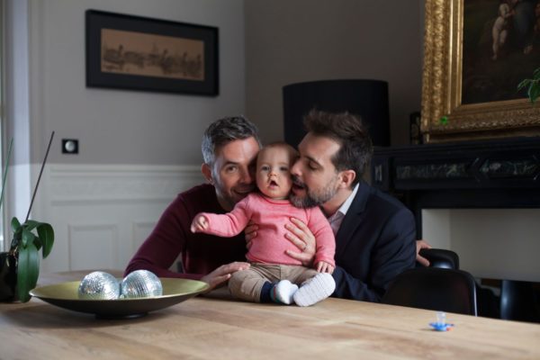 Итальянский суд вынес решение в пользу однополых родителей