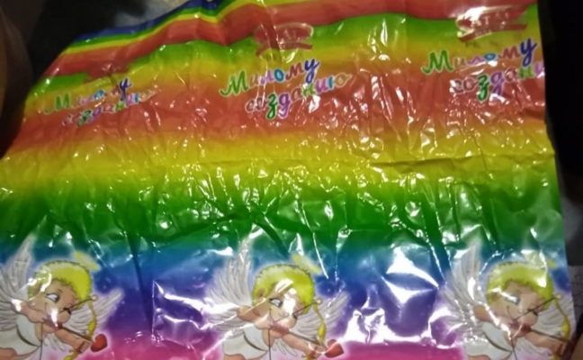"ЛГБТ-пропаганда" на фабрике конфет