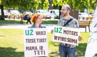 В Литве гомофобы устроили протест против закона о равных партнерствах