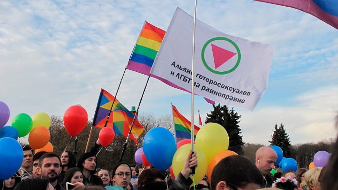 Алексей Назаров: «Многие гетеросексуалы поддерживают ЛГБТ»