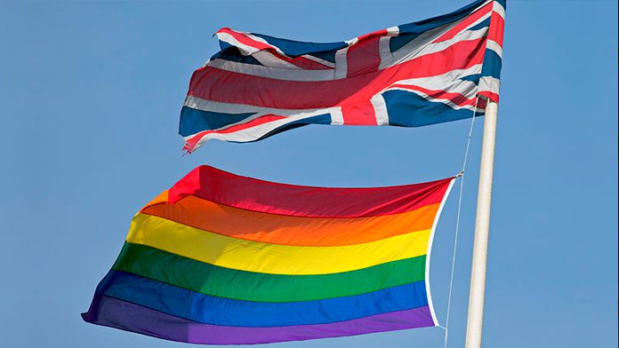 В Великобритании отменят приговоры за гомосексуальные отношения