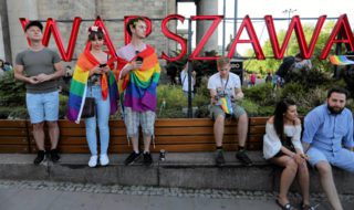 В Польше одна из партий теряет голоса на выборах