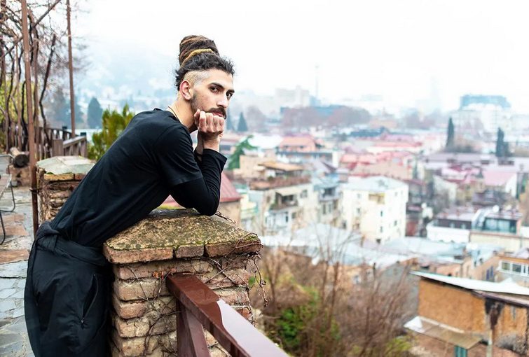 Гей-журнал «Элска» опубликовал истории 15 геев из Тбилиси