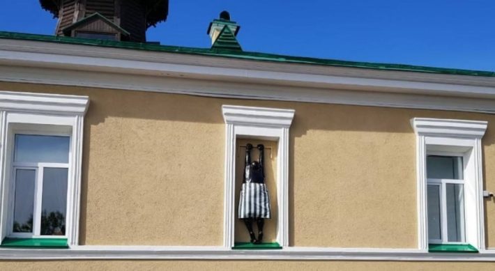 Музей в Томске убрал памятник из-за "традиционных ценностей"