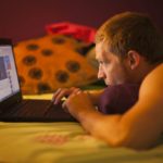 Почему мы так часто перематываем порно-контент?