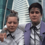 Пацанки избили гей бар