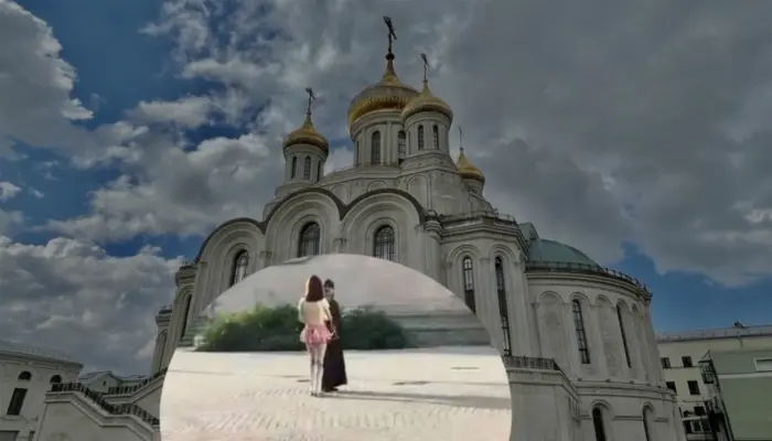 Сцена из видео общения с батюшкой в Сретенском монастыре