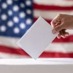 Женственные политики теряют 7% избирателей в США: исследование