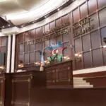 пустой президиум парламента Азербайджана