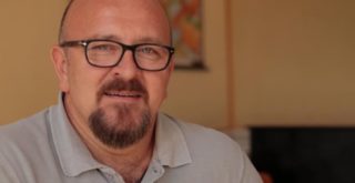 Сержиу Гримальски о помощи беженцам с ВИЧ в Берлине